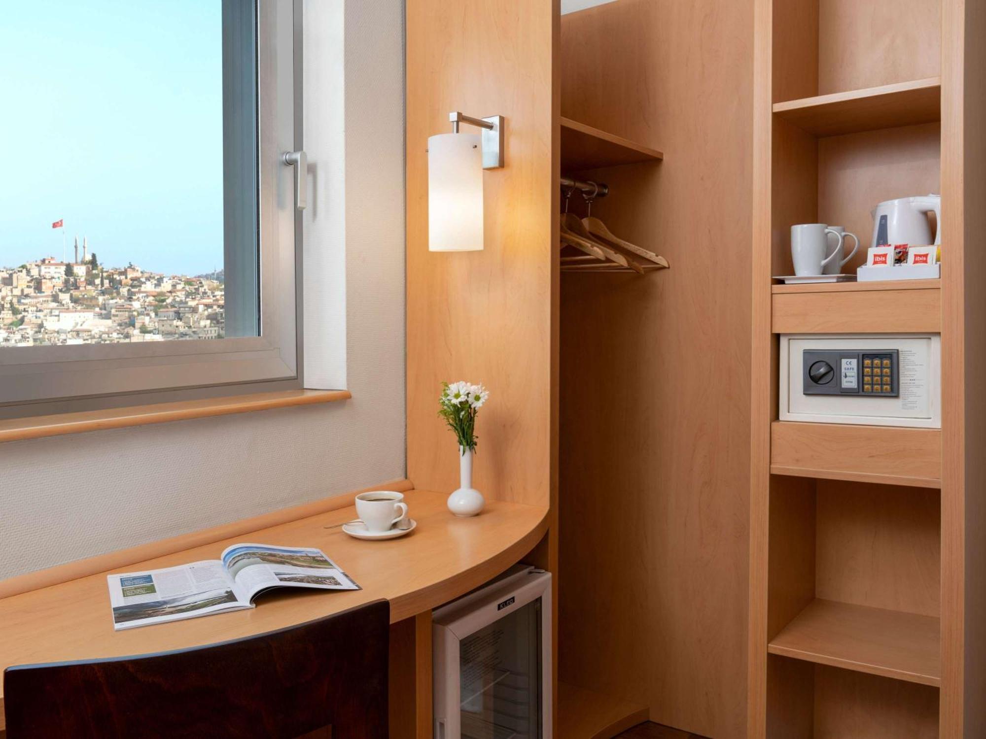 Ibis Gaziantep Hotel Bagian luar foto